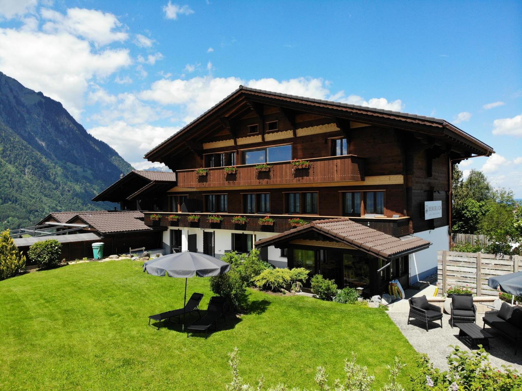 Bergblick Lodge - 3 Sterne Garni - Neueroeffnung Aeschi Bei Spiez Εξωτερικό φωτογραφία
